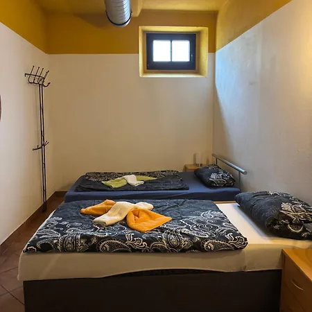 아파트 Monteurwohnung Am Bahnhof *