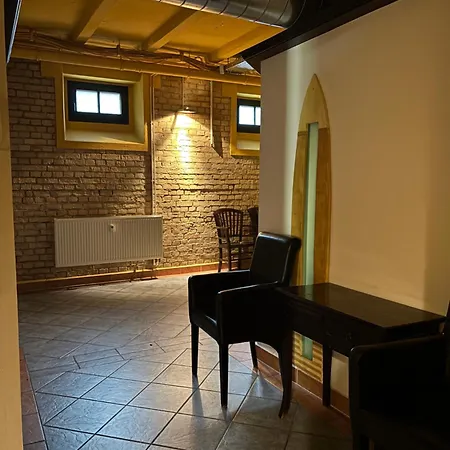 아파트 Monteurwohnung Am Bahnhof *