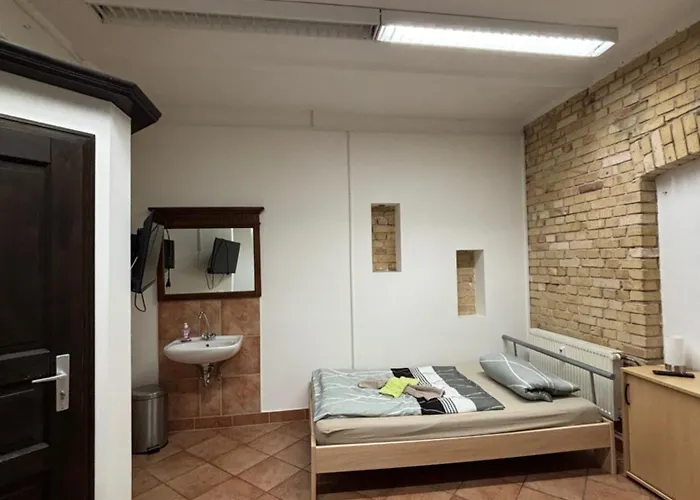 Monteurwohnung Am Bahnhof Lägenhet Zerbst